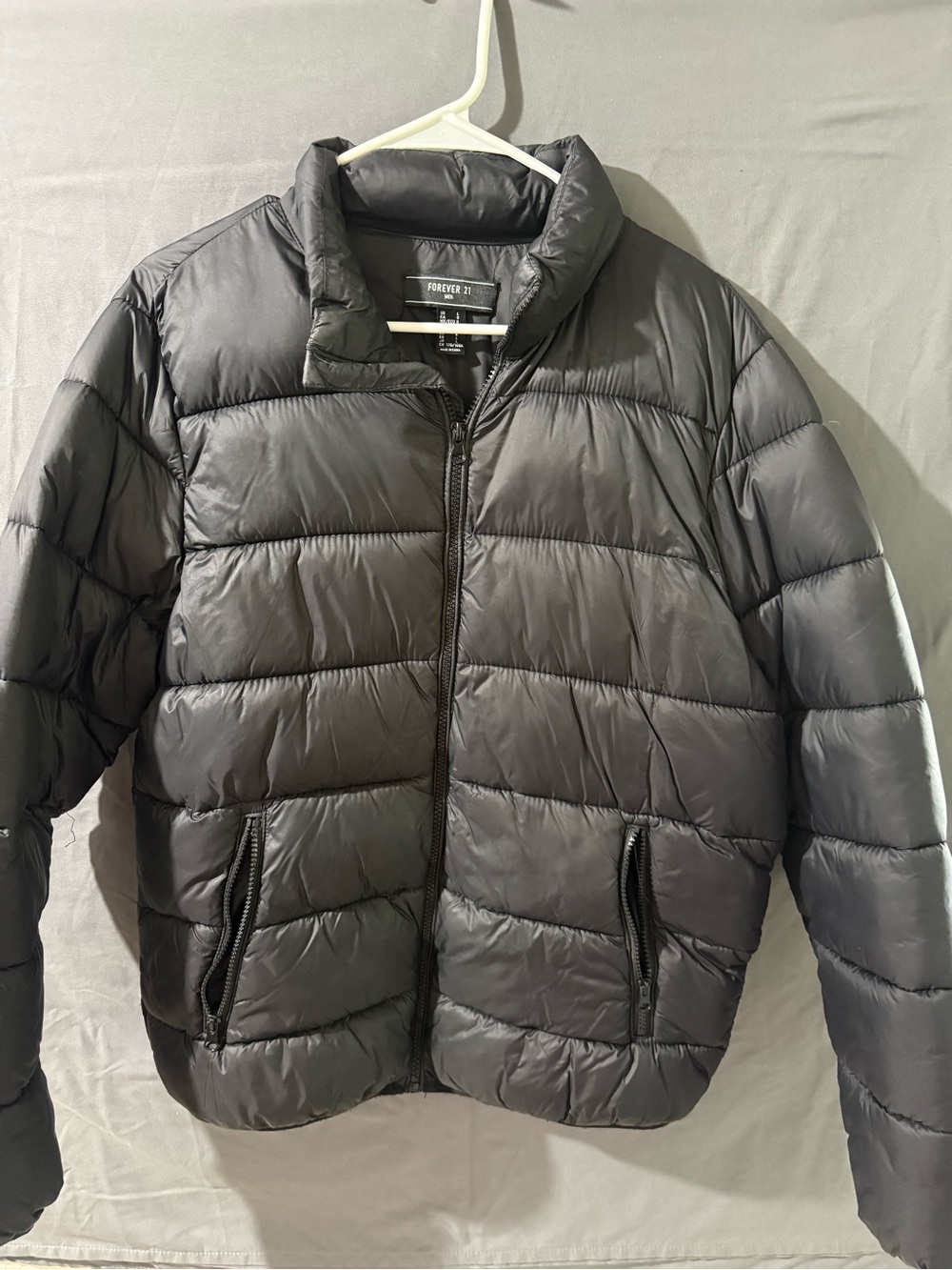 Forever 21 Men's Black Puffer Jacket